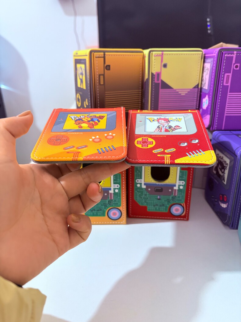 صندوق تخزين بطاقات بوكيمون بتص - مراجعة Retro Gaming Art وسعره