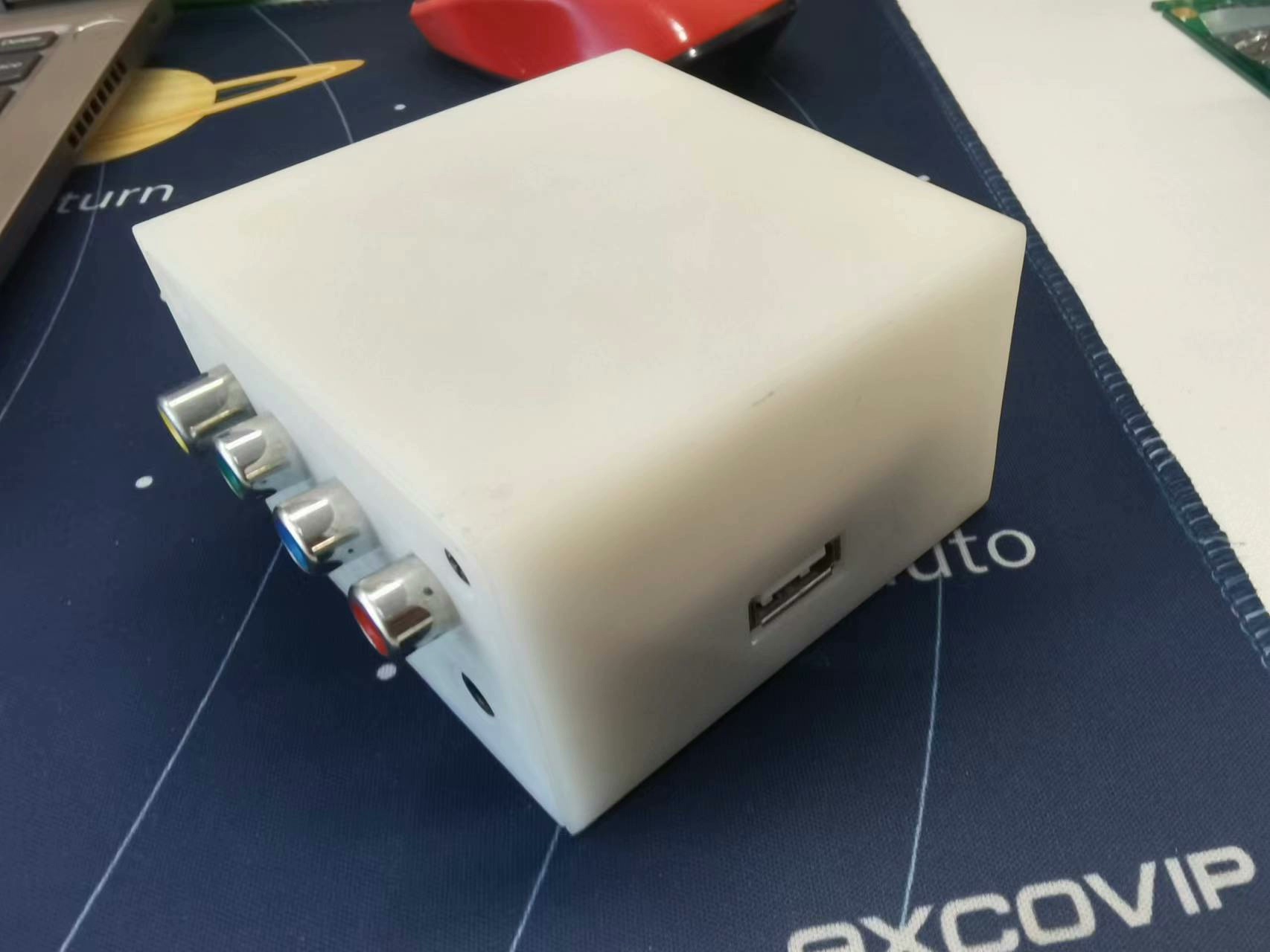 وحدة تحكم الألعاب Raspberry Pi - مراجعة Retro Gaming With Raspberry Pi وسعره