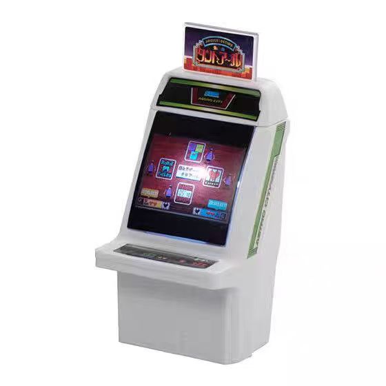 ديكورات مكتبية مصغرة على طراز  - مراجعة Retro Gaming Years وسعره